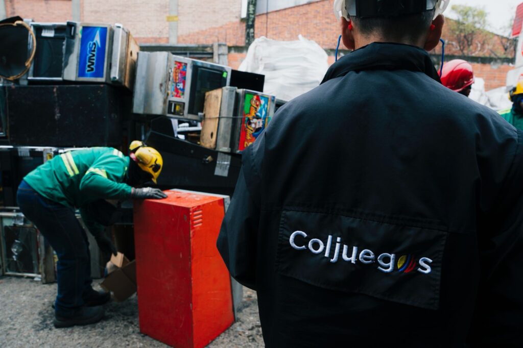 Coljuegos destroys more than 11 thousand unauthorized equipment in Colombia